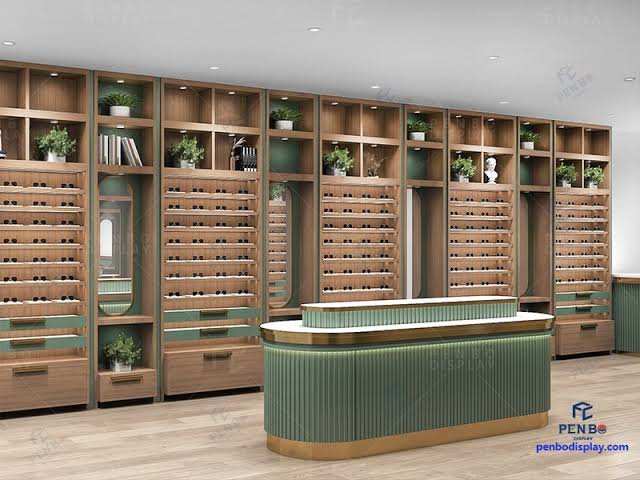 Modern Optical Showroom Interior Architecture